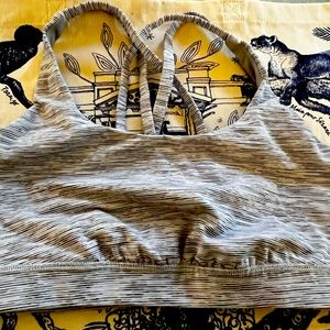 Lululemon size 8 sportsbra